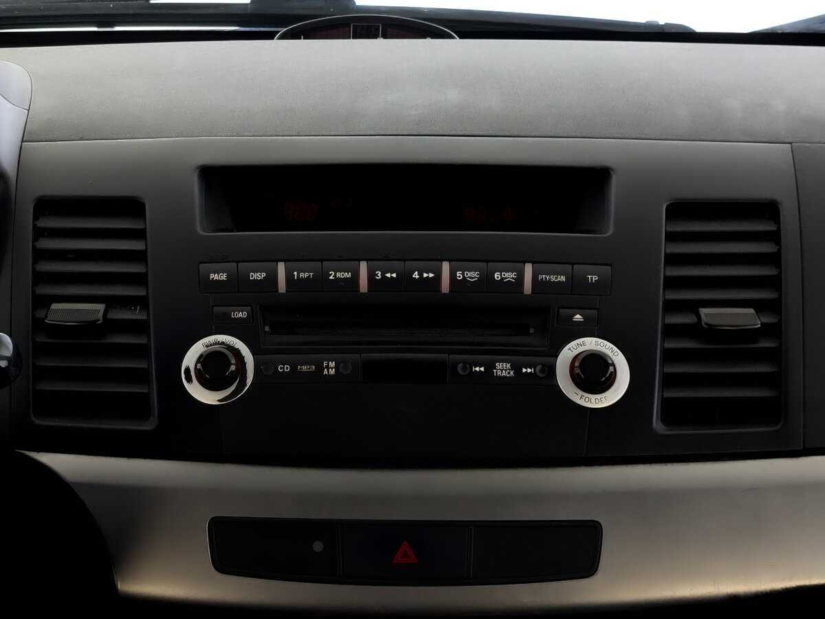 Б/У Митсубиши Лансер 2008 года. Фото: #13