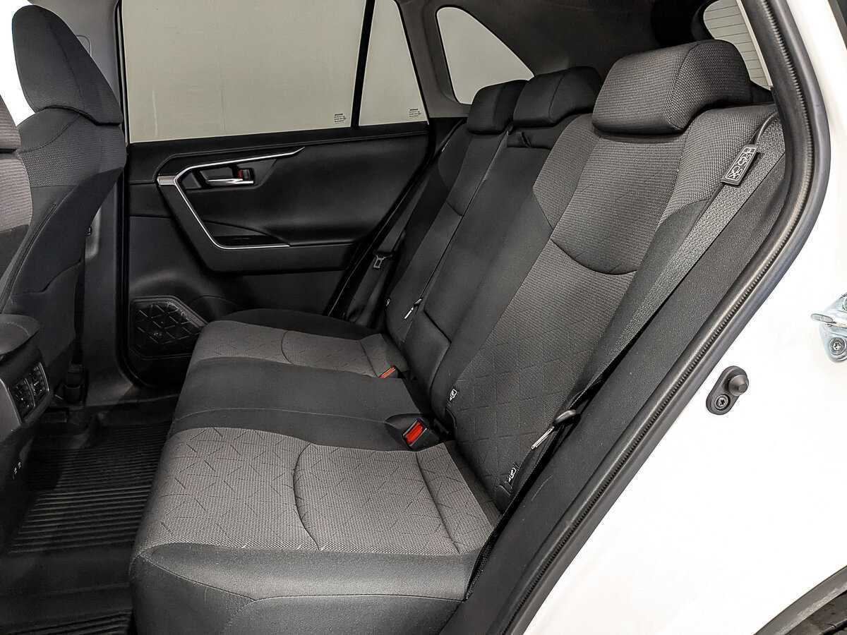 Б/У Тойота Рав4 2022 года. Фото: #17