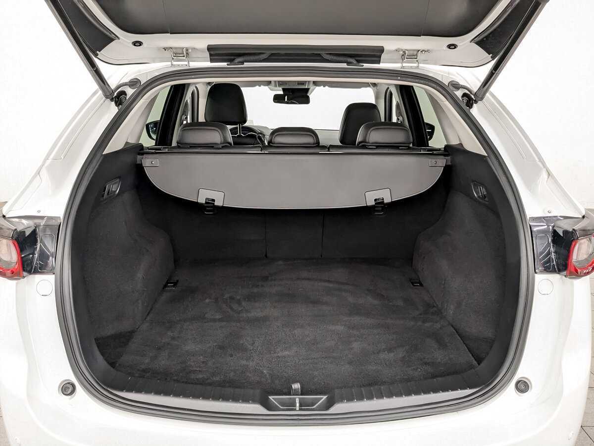 Б/У Мазда Ц-Икс-5 2018 года. Фото: #9