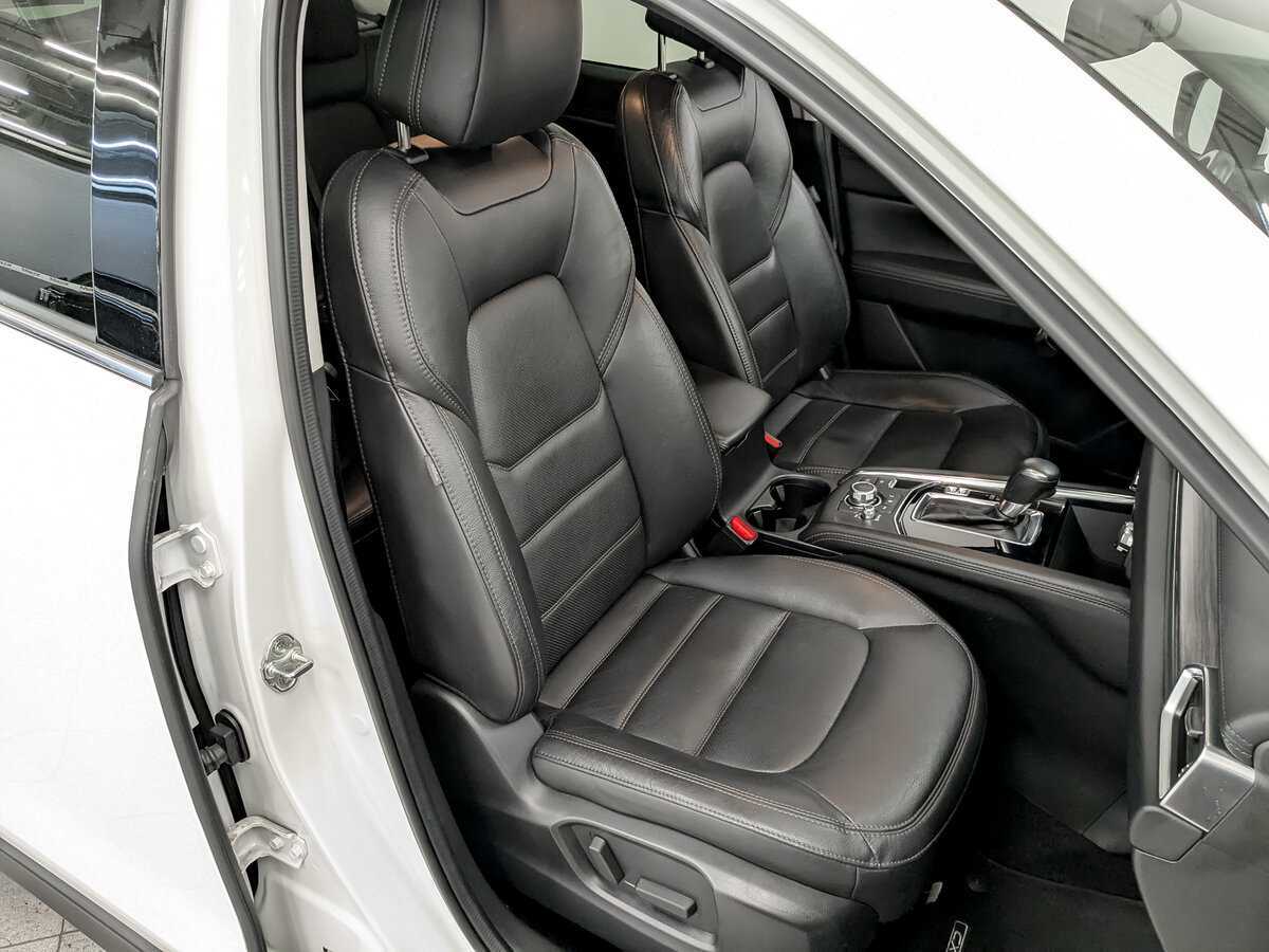 Б/У Мазда Ц-Икс-5 2018 года. Фото: #18