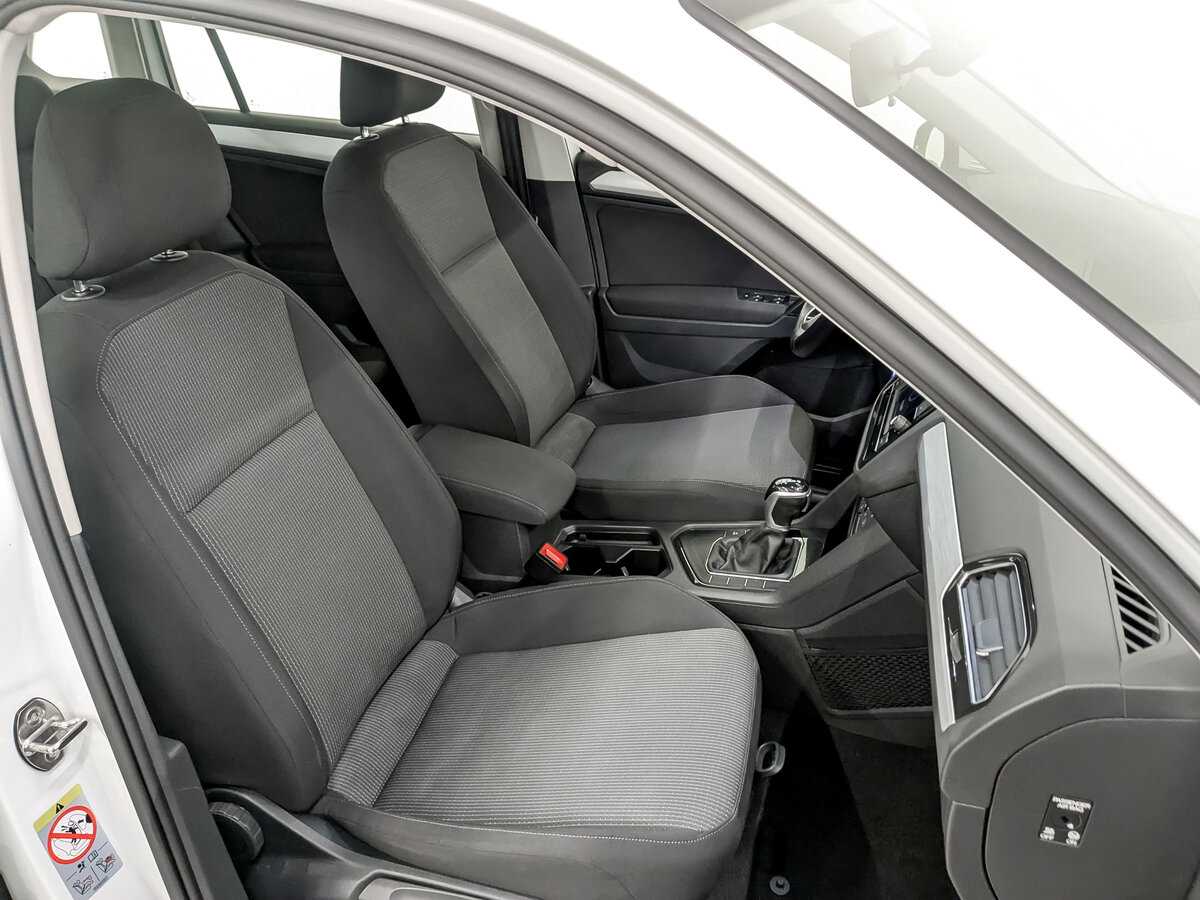 Б/У Фольксваген Тигуан 2021 года. Фото: #19