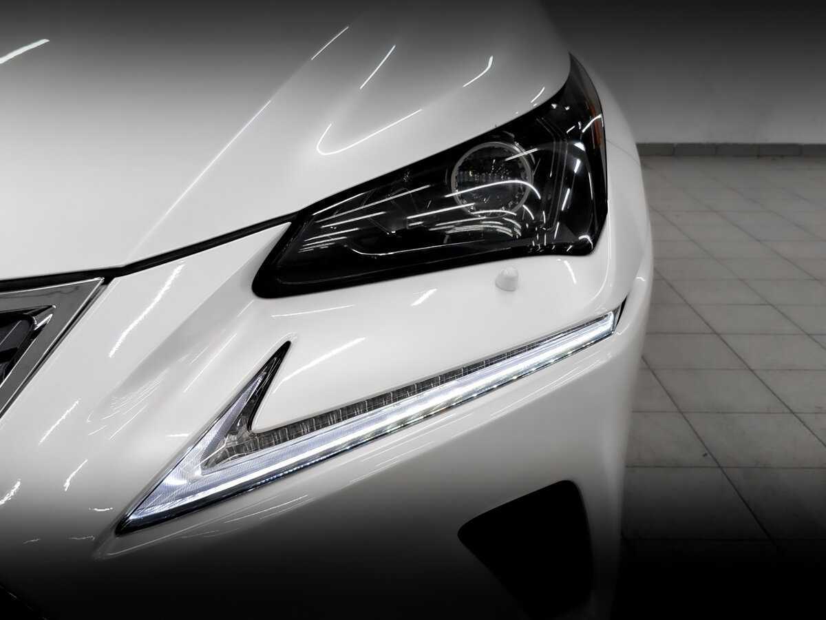 Б/У Лексус Н-Икс 2018 года. Фото: #16