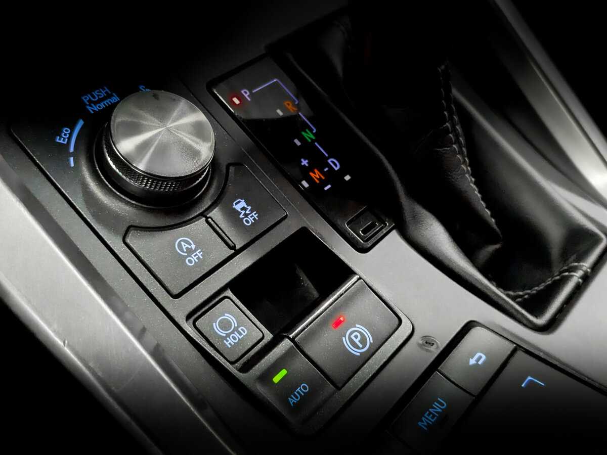 Б/У Лексус Н-Икс 2018 года. Фото: #25