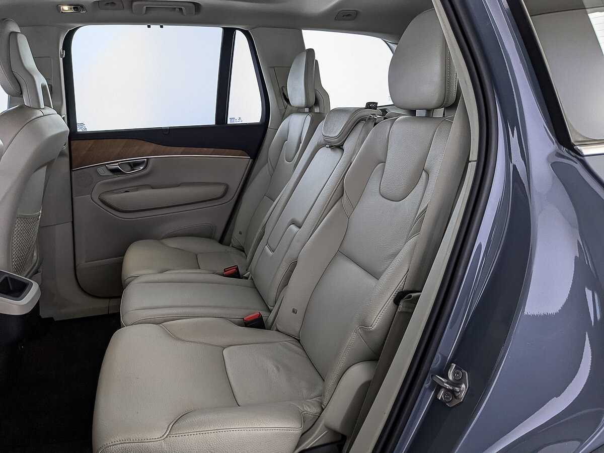 Б/У Вольво ИксЦ90 2020 года. Фото: #15