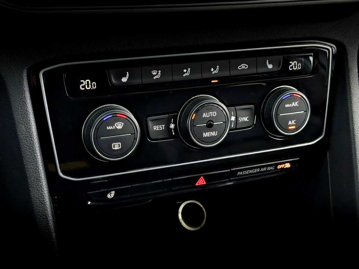 Б/У Фольксваген Терамонт 2019 года. Фото: #24