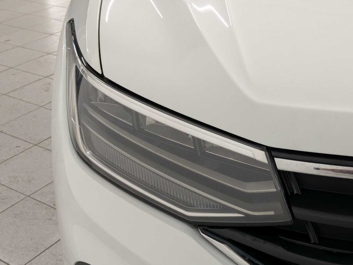 Б/У Фольксваген Тигуан 2021 года. Фото: #16