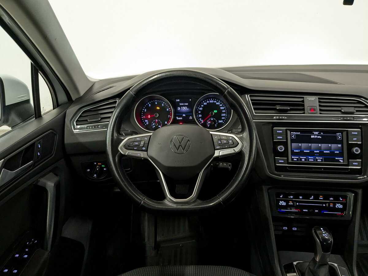 Б/У Фольксваген Тигуан 2021 года. Фото: #20