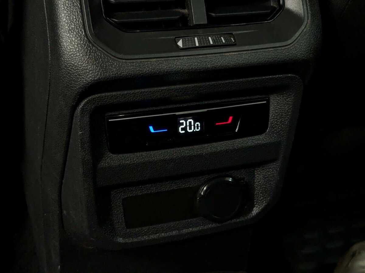 Б/У Фольксваген Тигуан 2021 года. Фото: #27