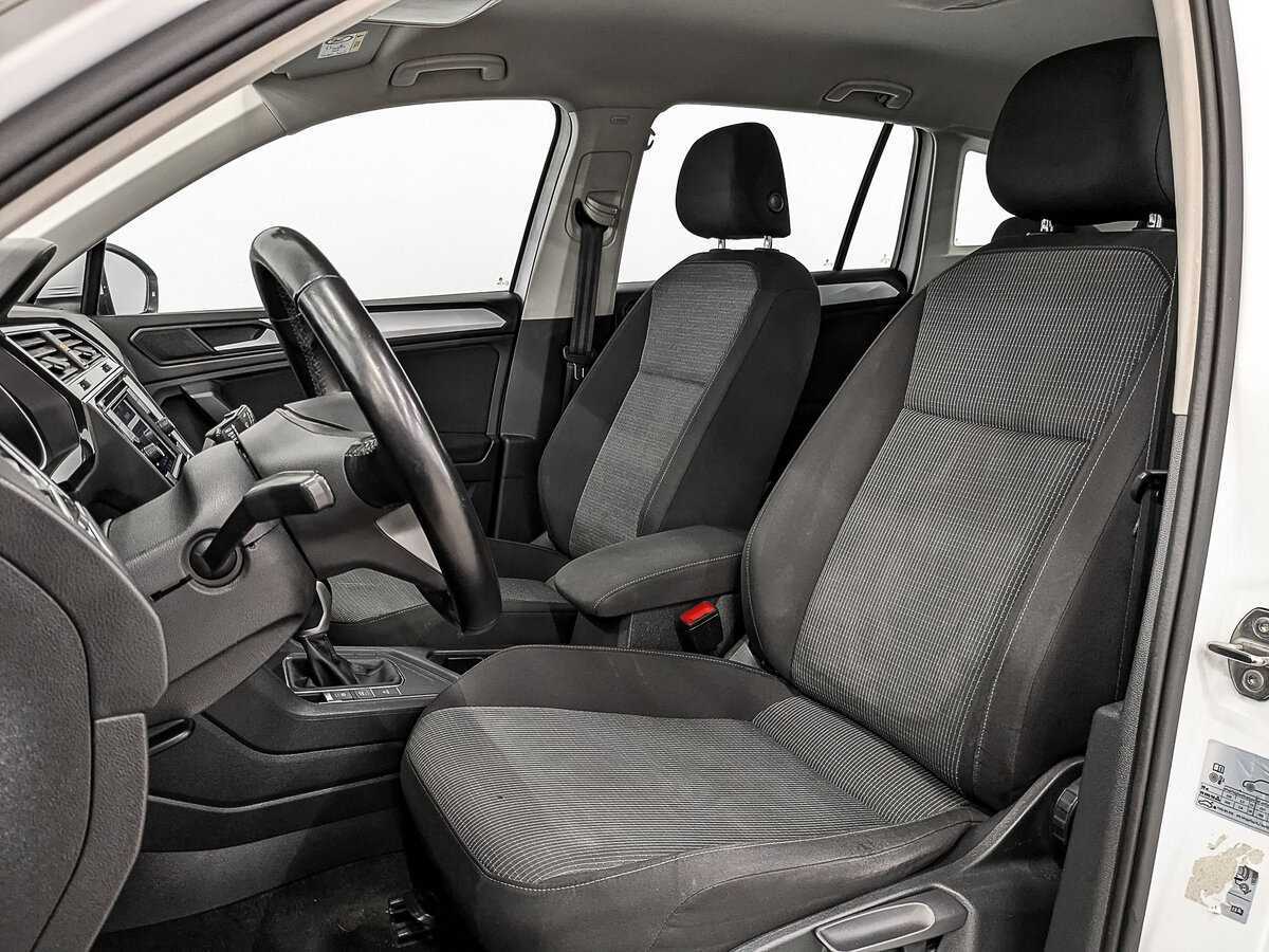 Б/У Фольксваген Тигуан 2021 года. Фото: #19