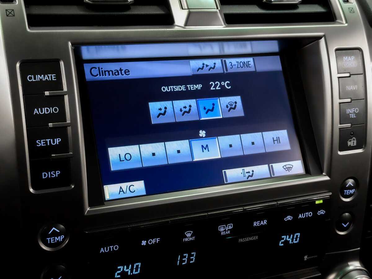 Б/У Лексус Г-Икс 2012 года. Фото: #24