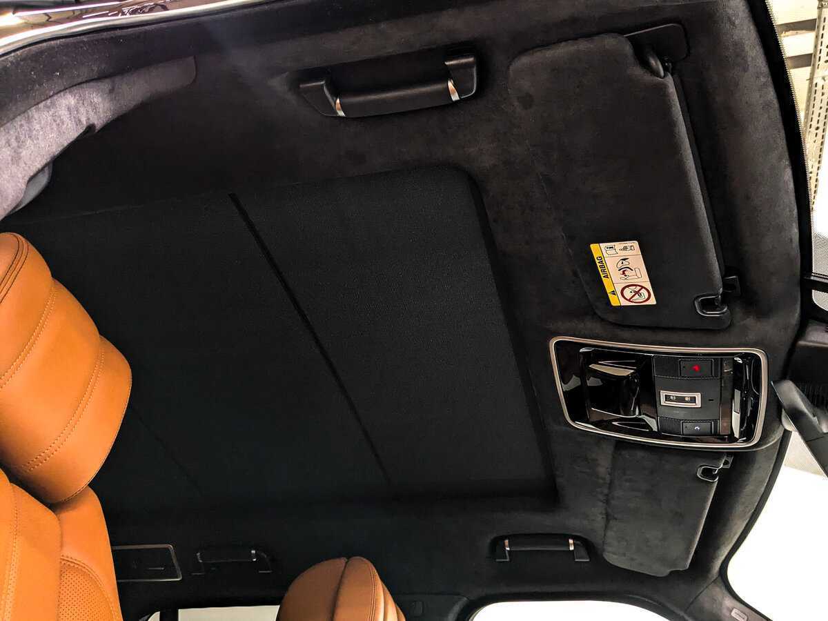 Б/У Лэнд Ровер Рэнж Ровер 2017 года. Фото: #19