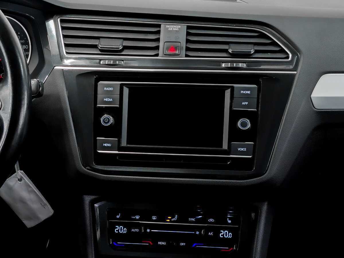 Б/У Фольксваген Тигуан 2021 года. Фото: #14