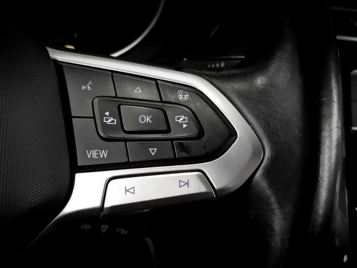 Б/У Фольксваген Тигуан 2021 года. Фото: #26