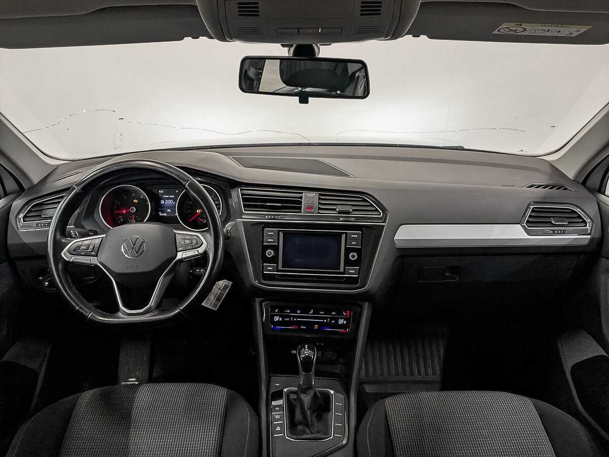 Б/У Фольксваген Тигуан 2021 года. Фото: #11