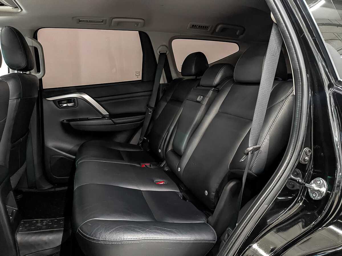 Б/У Митсубиши Монтеро Спорт 2021 года. Фото: #15