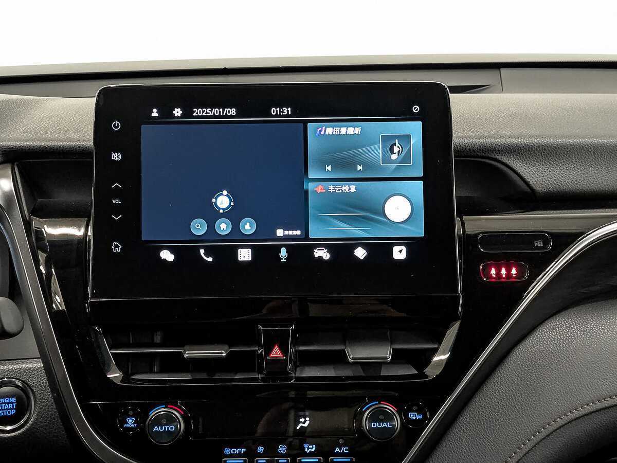 Б/У Тойота Камри 2023 года. Фото: #16