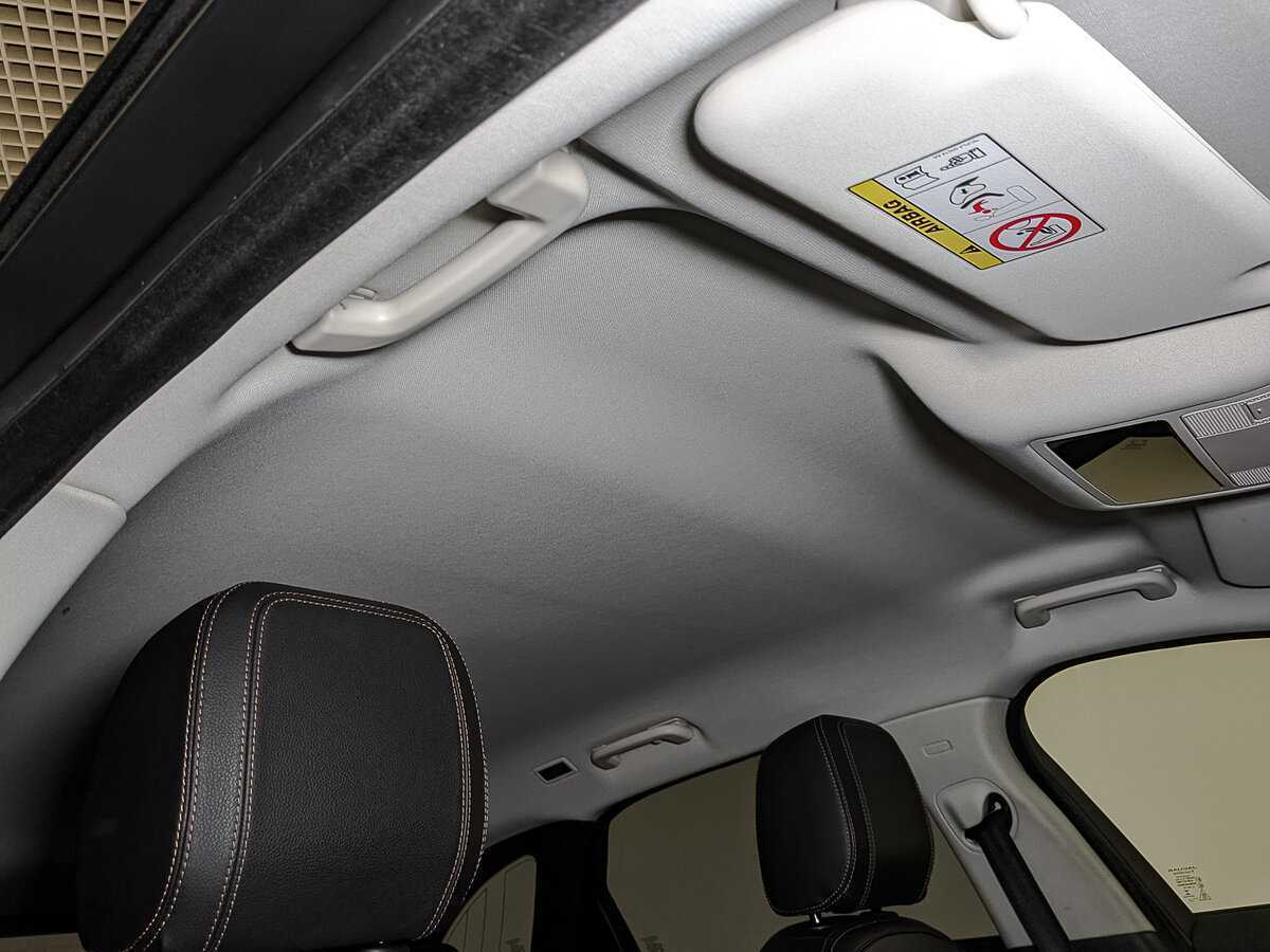 Б/У Ягуар Ф-Пэйс 2018 года. Фото: #20