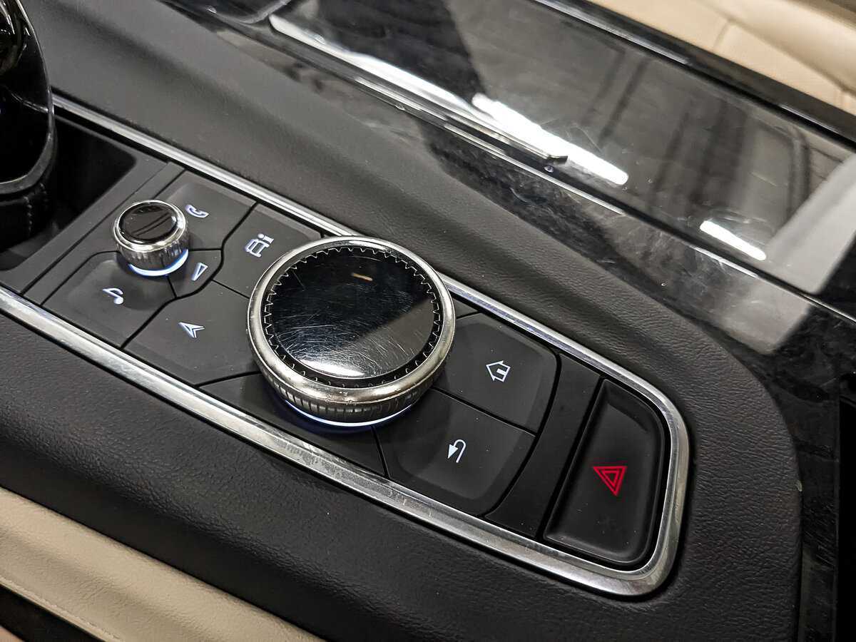 Б/У Кадиллак Эскалэйд 2020 года. Фото: #18