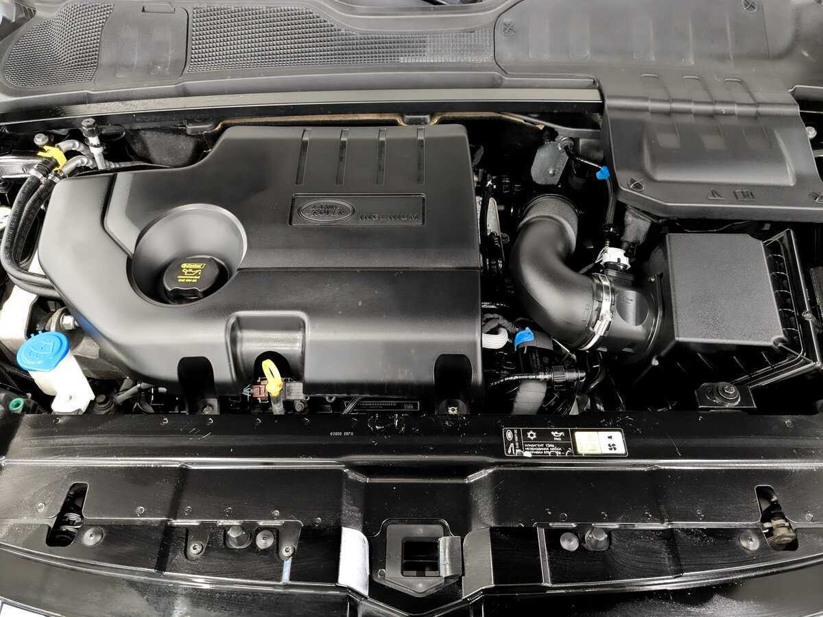 Б/У Лэнд Ровер Рэнж Ровер Эвок 2017 года. Фото: #8