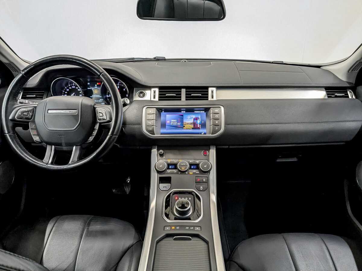 Б/У Лэнд Ровер Рэнж Ровер Эвок 2017 года. Фото: #13