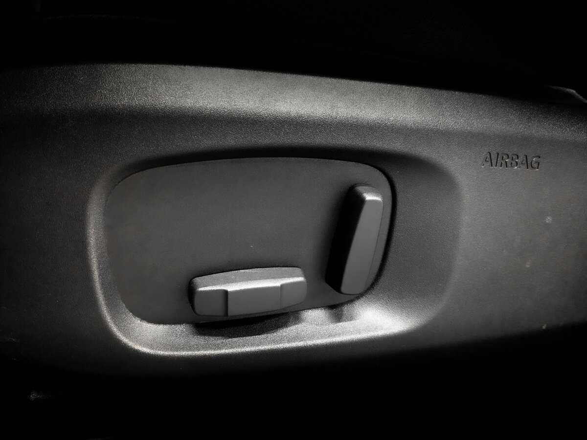 Б/У Лэнд Ровер Рэнж Ровер Эвок 2017 года. Фото: #21