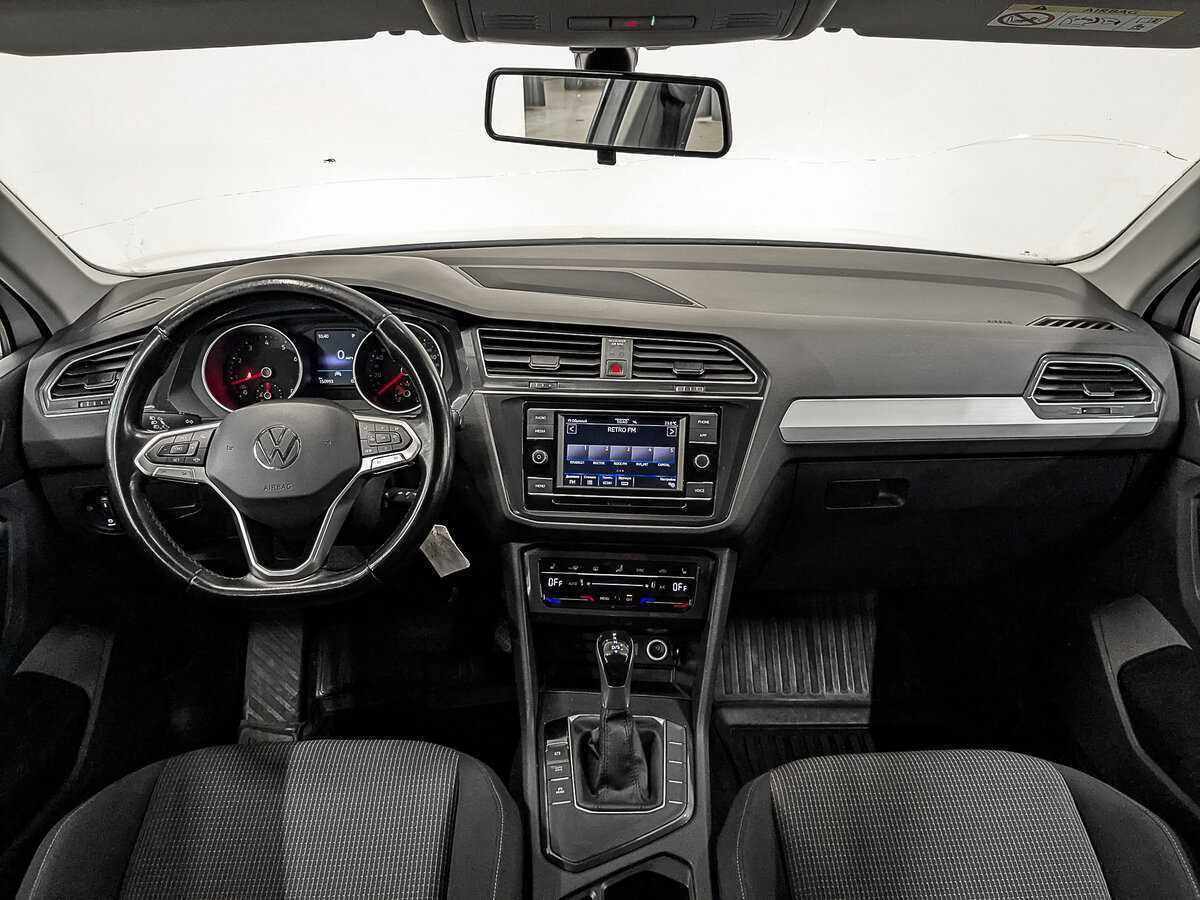 Б/У Фольксваген Тигуан 2021 года. Фото: #12