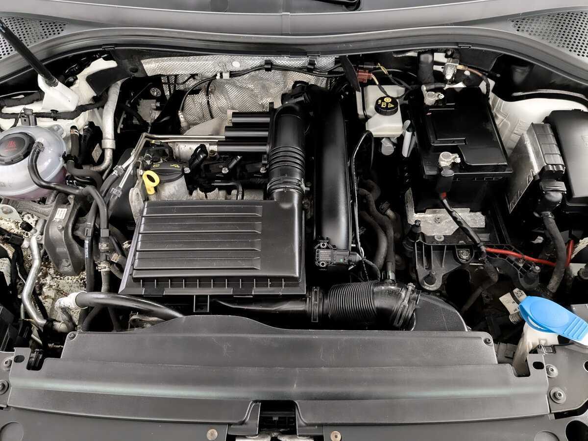 Б/У Фольксваген Тигуан 2021 года. Фото: #8