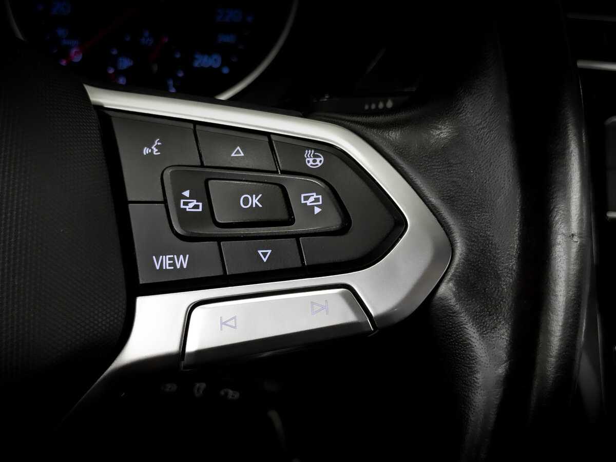 Б/У Фольксваген Тигуан 2021 года. Фото: #25