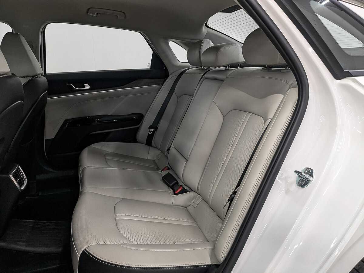 Б/У Киа К5 2022 года. Фото: #16