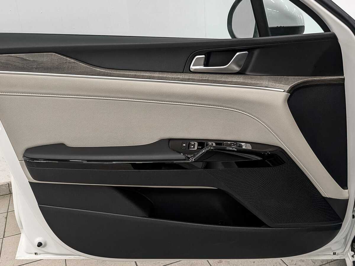 Б/У Киа К5 2022 года. Фото: #17