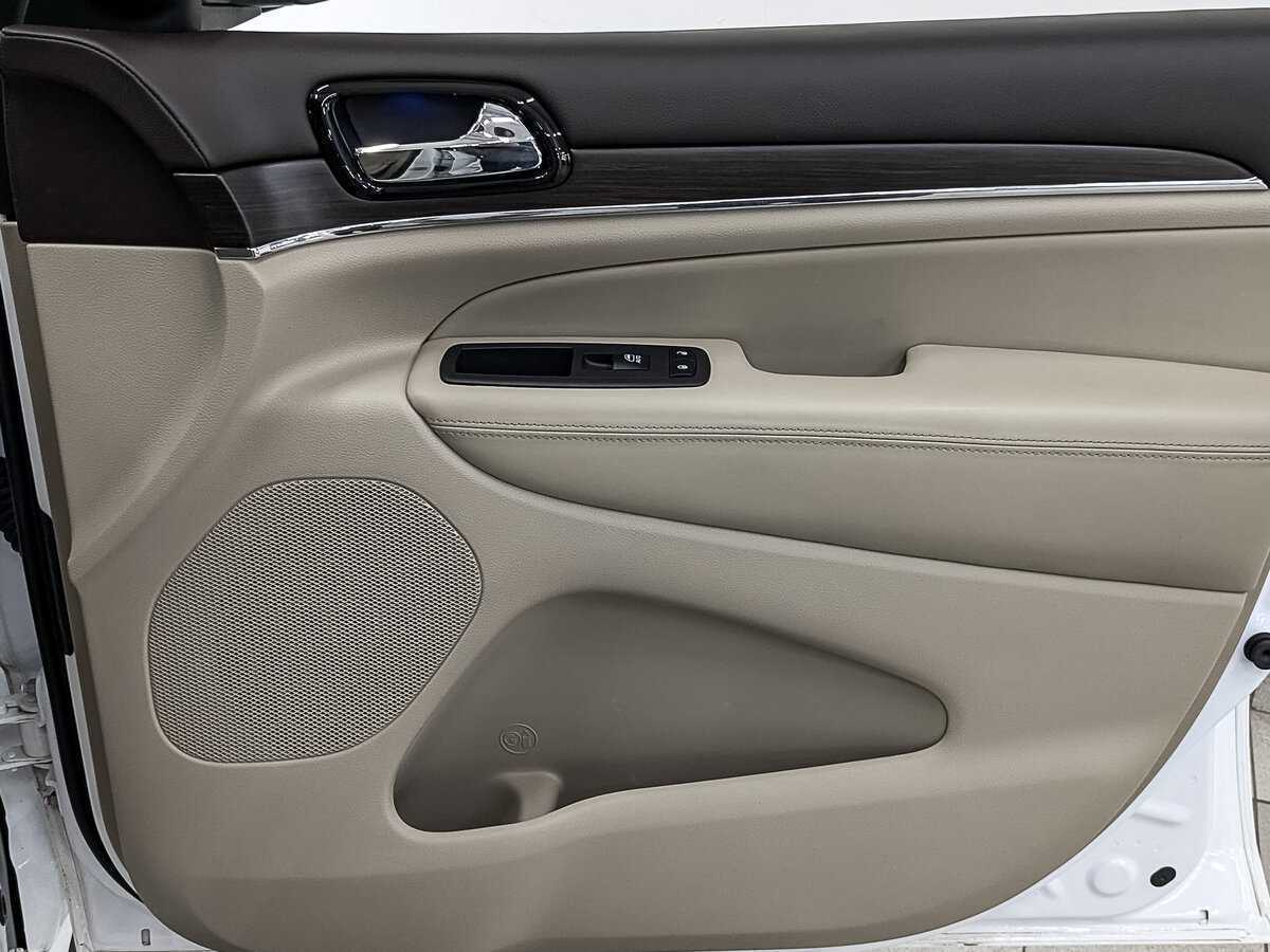 Б/У Джип Гранд Чироки 2021 года. Фото: #22