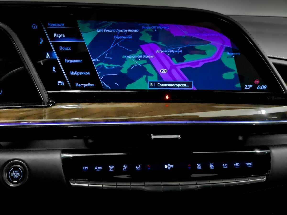 Б/У Кадиллак Эскалэйд 2021 года. Фото: #13