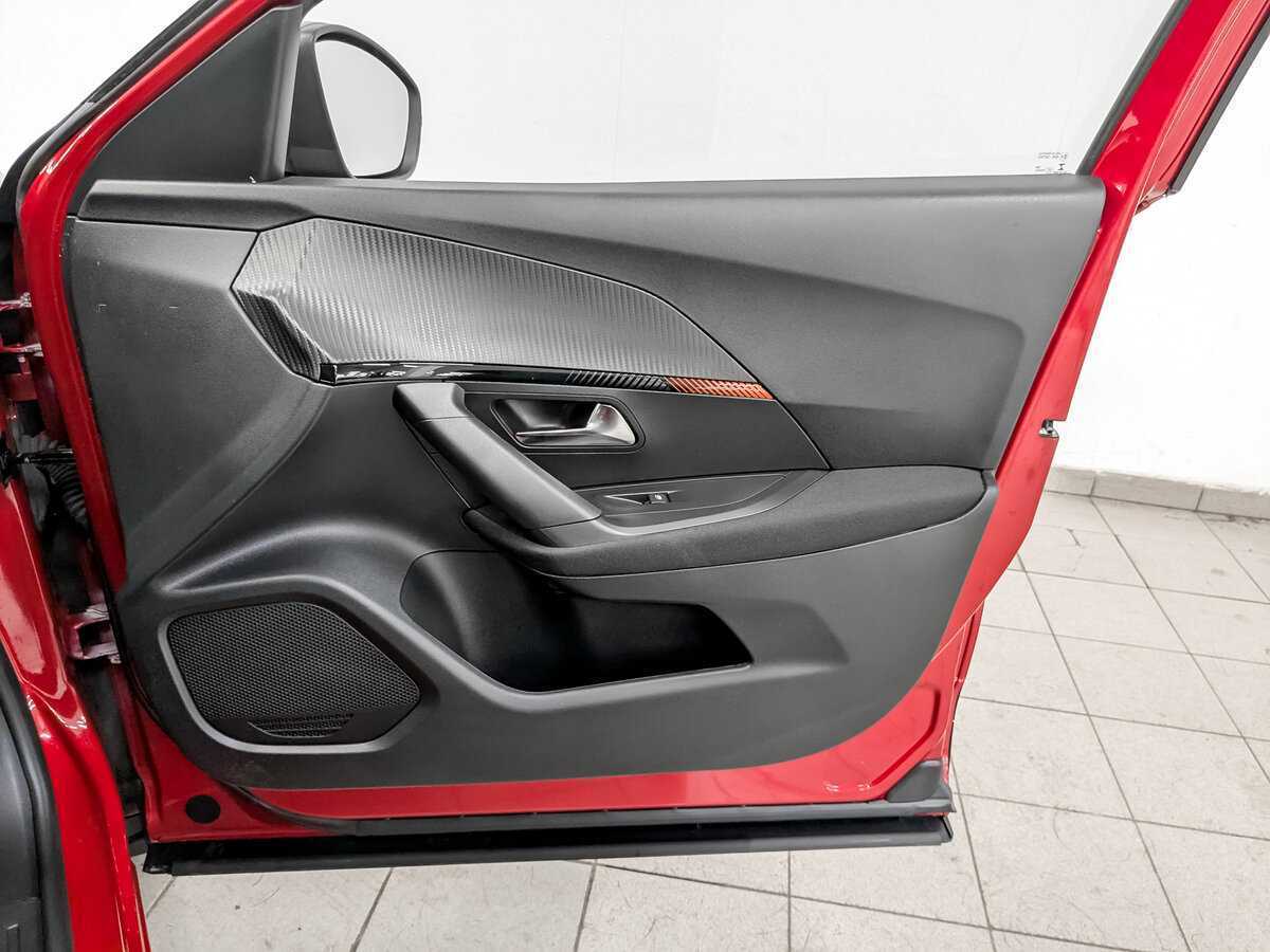 Б/У Пежо 2008 2022 года. Фото: #20