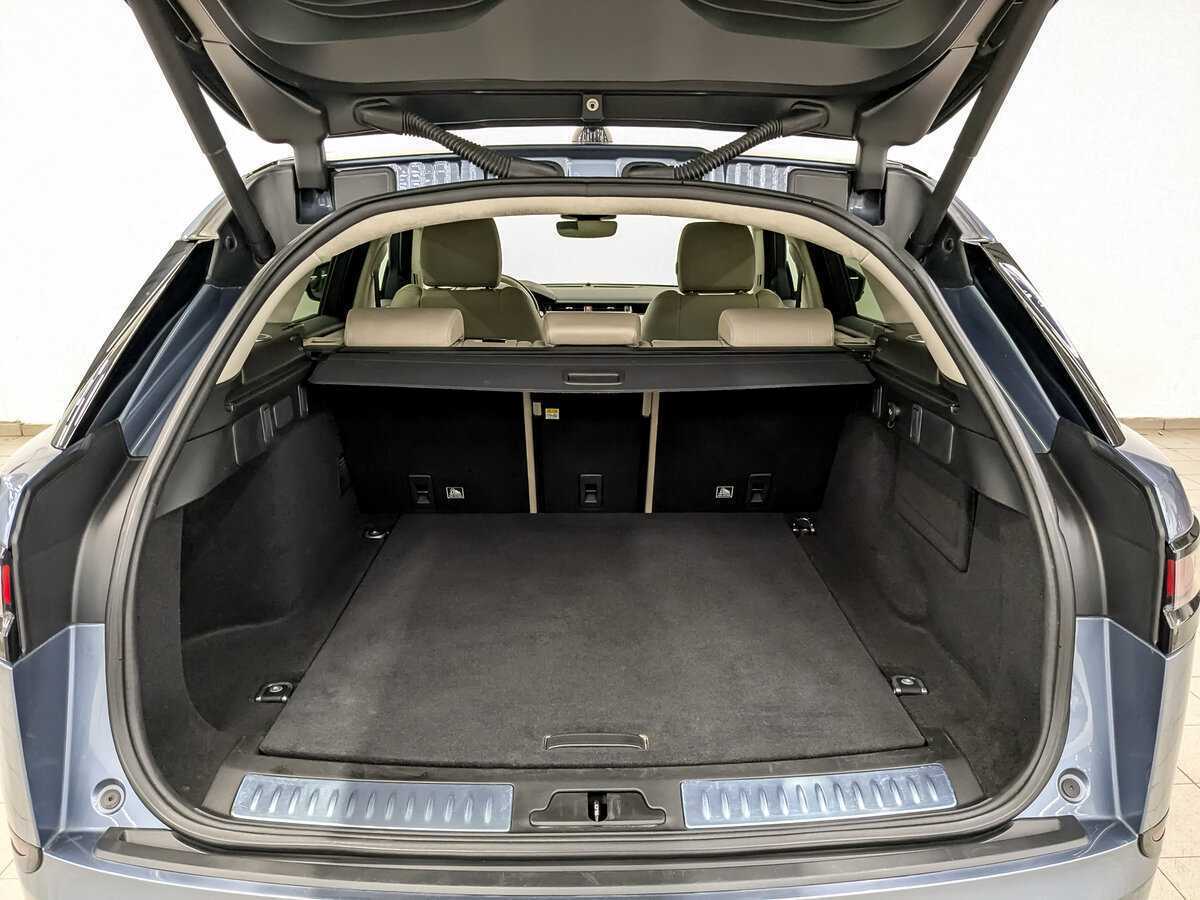 Б/У Лэнд Ровер Рэнж Ровер Велар 2020 года. Фото: #9