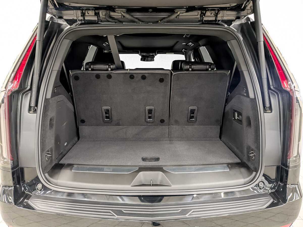 Б/У Кадиллак Эскалэйд 2021 года. Фото: #9