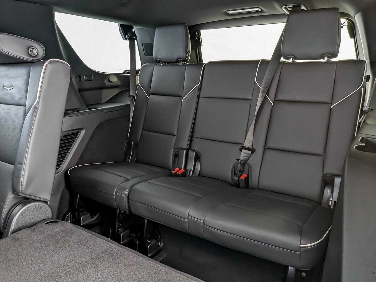 Б/У Кадиллак Эскалэйд 2021 года. Фото: #24