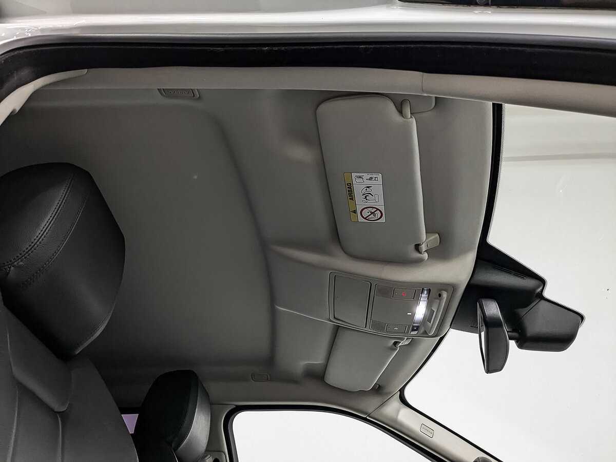 Б/У Лэнд Ровер Рэнж Ровер Эвок 2015 года. Фото: #20