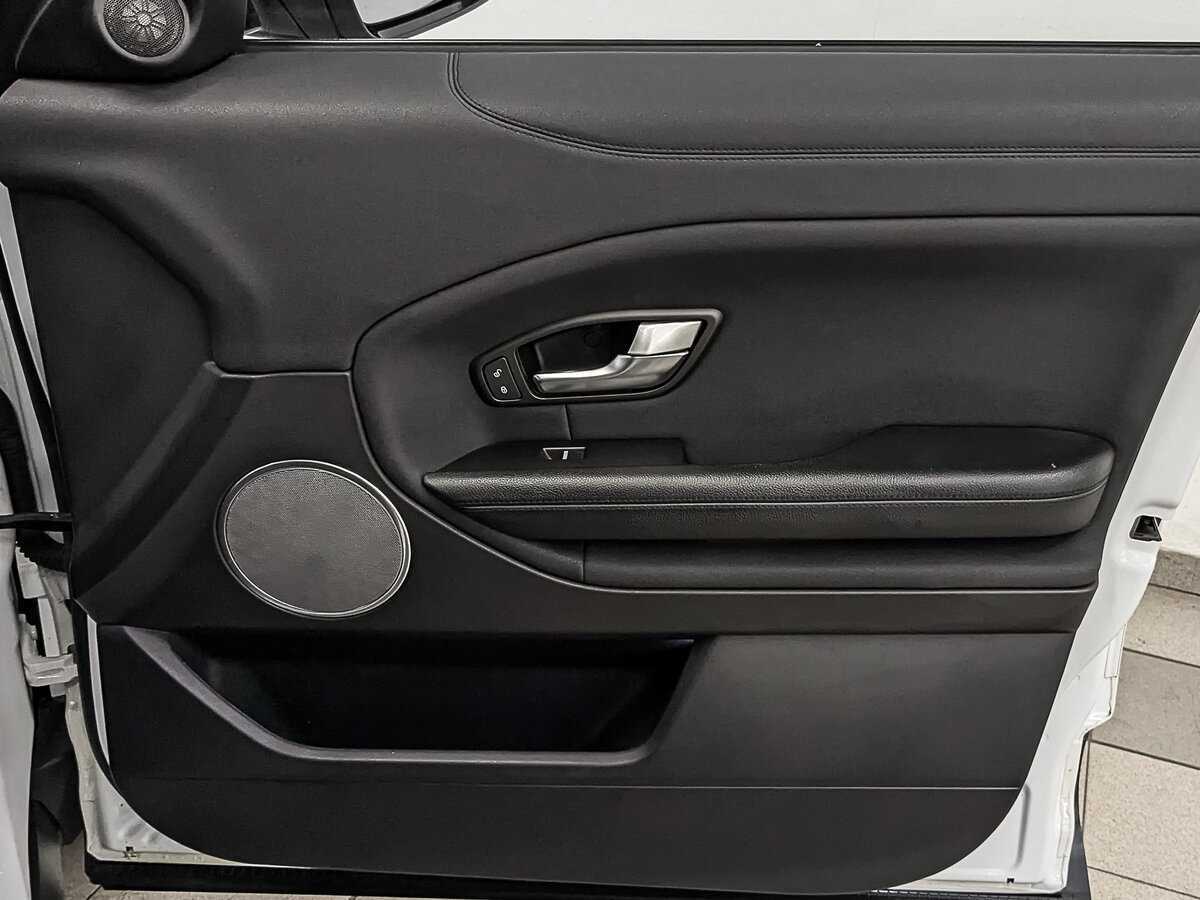 Б/У Лэнд Ровер Рэнж Ровер Эвок 2015 года. Фото: #22