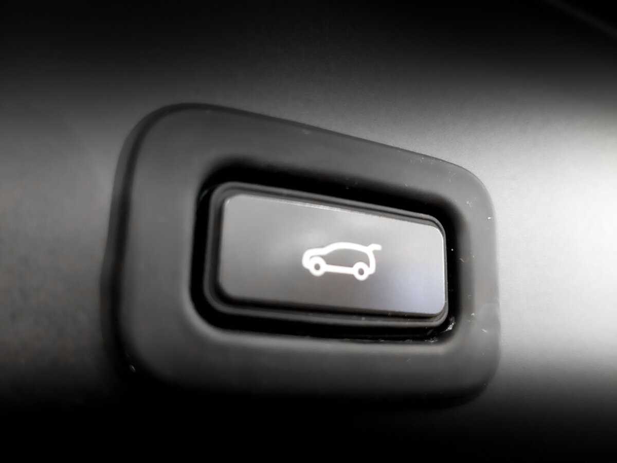 Б/У Лэнд Ровер Рэнж Ровер Эвок 2020 года. Фото: #29