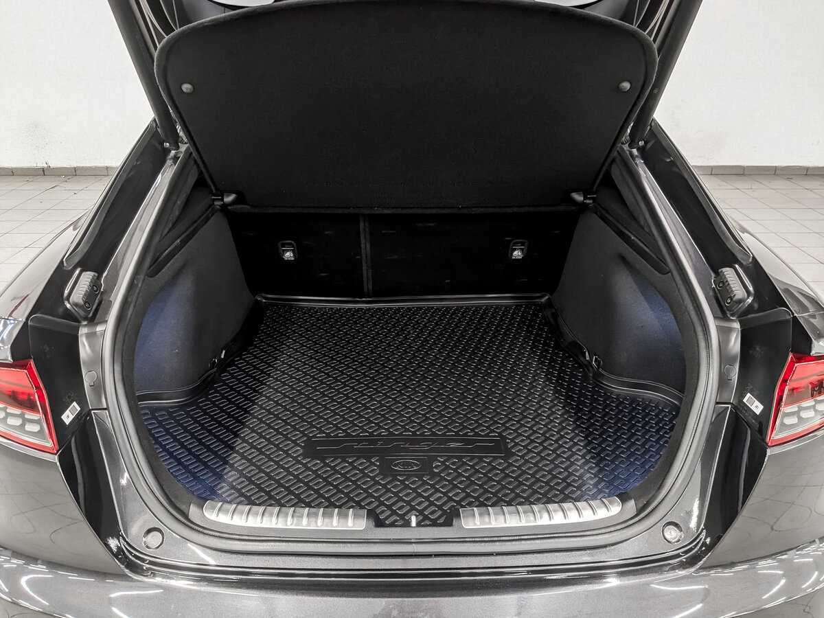 Б/У Киа Стингер 2021 года. Фото: #9