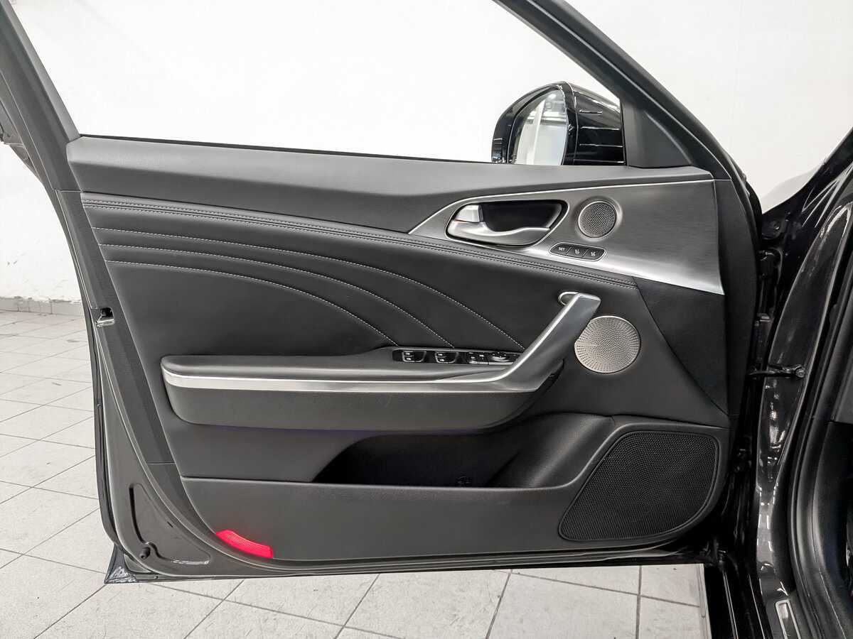 Б/У Киа Стингер 2021 года. Фото: #18