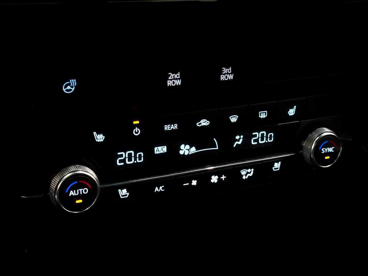 Б/У Мазда Ц-Икс-9 2022 года. Фото: #24