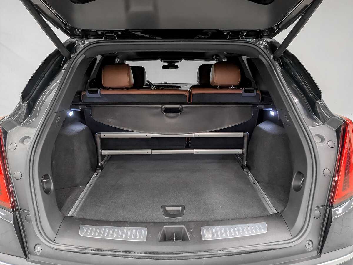 Б/У Кадиллак ИксТ5 2019 года. Фото: #9