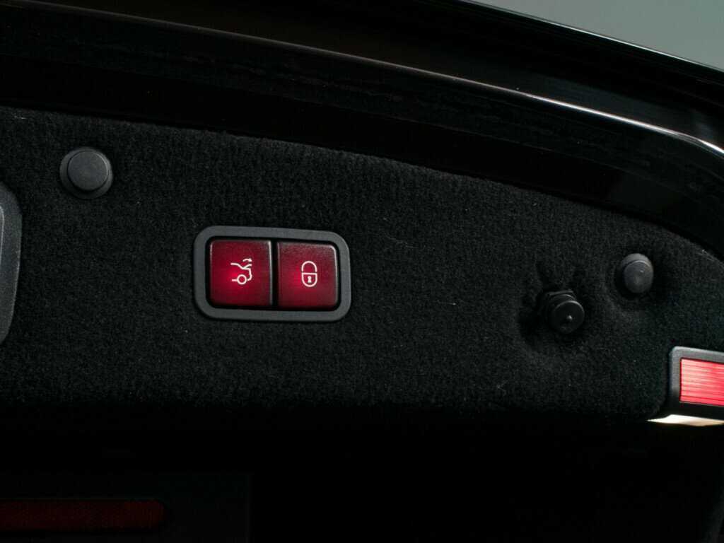 Б/У Мерседес-Бенц С-Класс АМГ 2015 года. Фото: #4