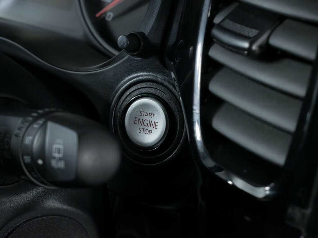 Б/У Митсубиши Оутлэндер 2022 года. Фото: #12