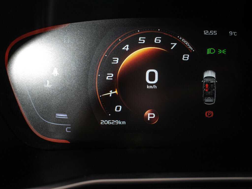 Б/У Джили Кулрэй 2022 года. Фото: #11