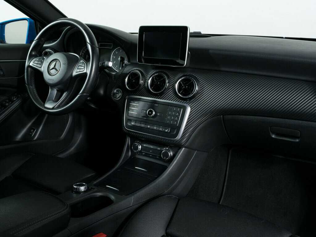 Б/У Мерседес-Бенц ГЛА 2016 года. Фото: #8