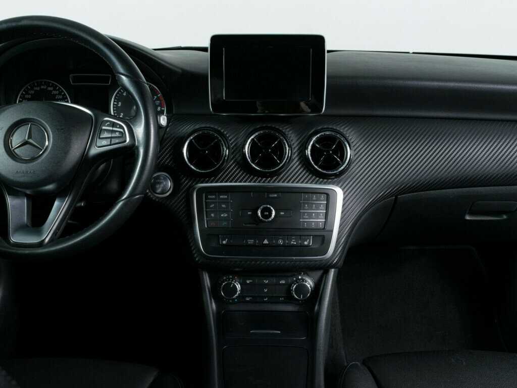 Б/У Мерседес-Бенц ГЛА 2016 года. Фото: #9