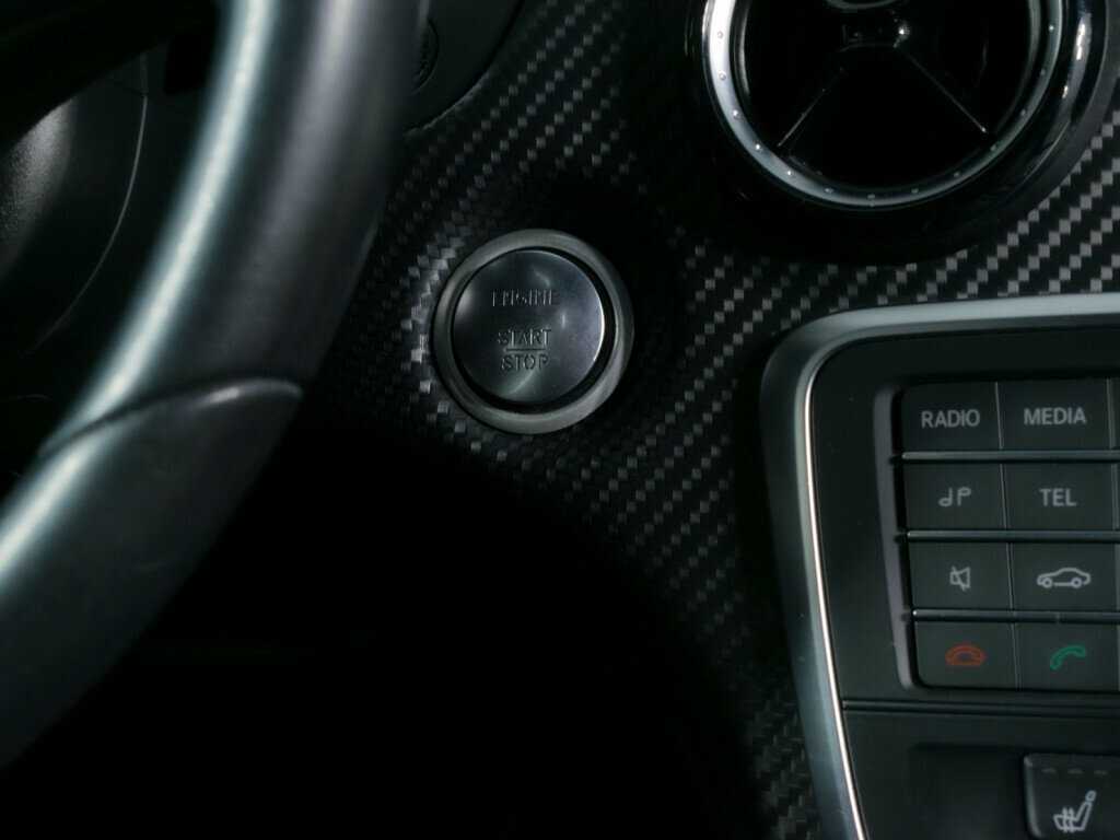 Б/У Мерседес-Бенц ГЛА 2016 года. Фото: #13