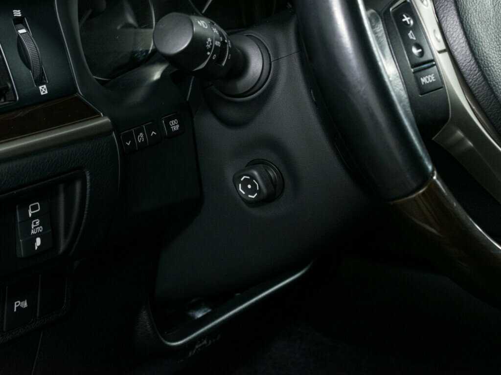 Б/У Лексус ЕС 2013 года. Фото: #12